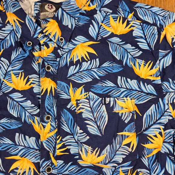 Stitches & Rivets Men’s XL Hawaiian Shirt Floral AOP Button Down Short Sleeve - Picture 2 of 6